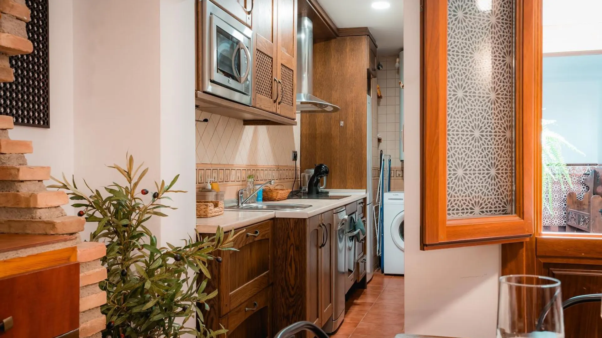 Qh Santa Ana Apartment Granada Spain
