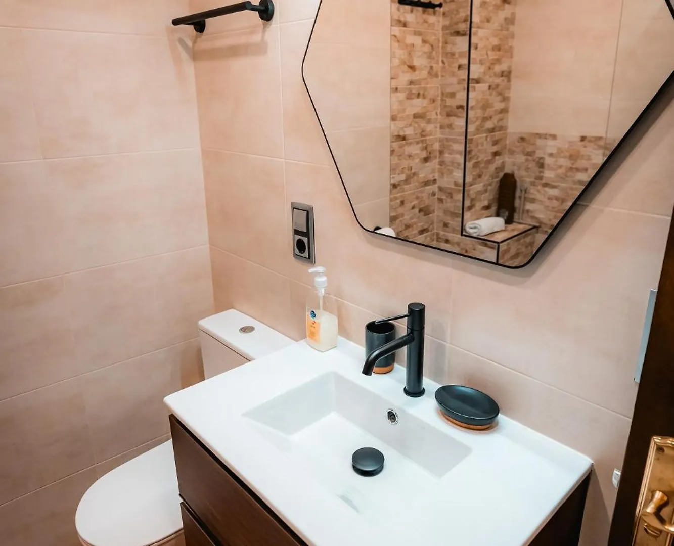 Qh Santa Ana Apartment Granada Spain